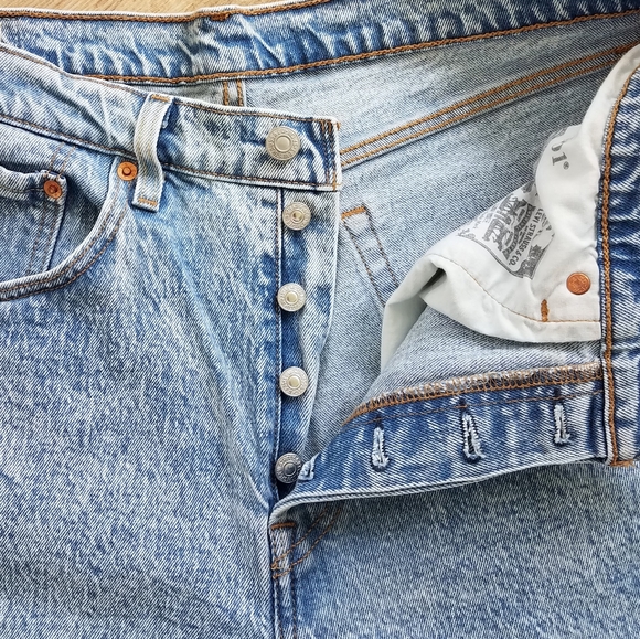 Levi's 501 Waterless High Rise Light wash - Picture 2 of 15